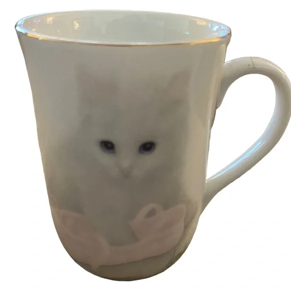 Otigiri white porcelain kitten and ballet slipper mug - Picture 1 of 7